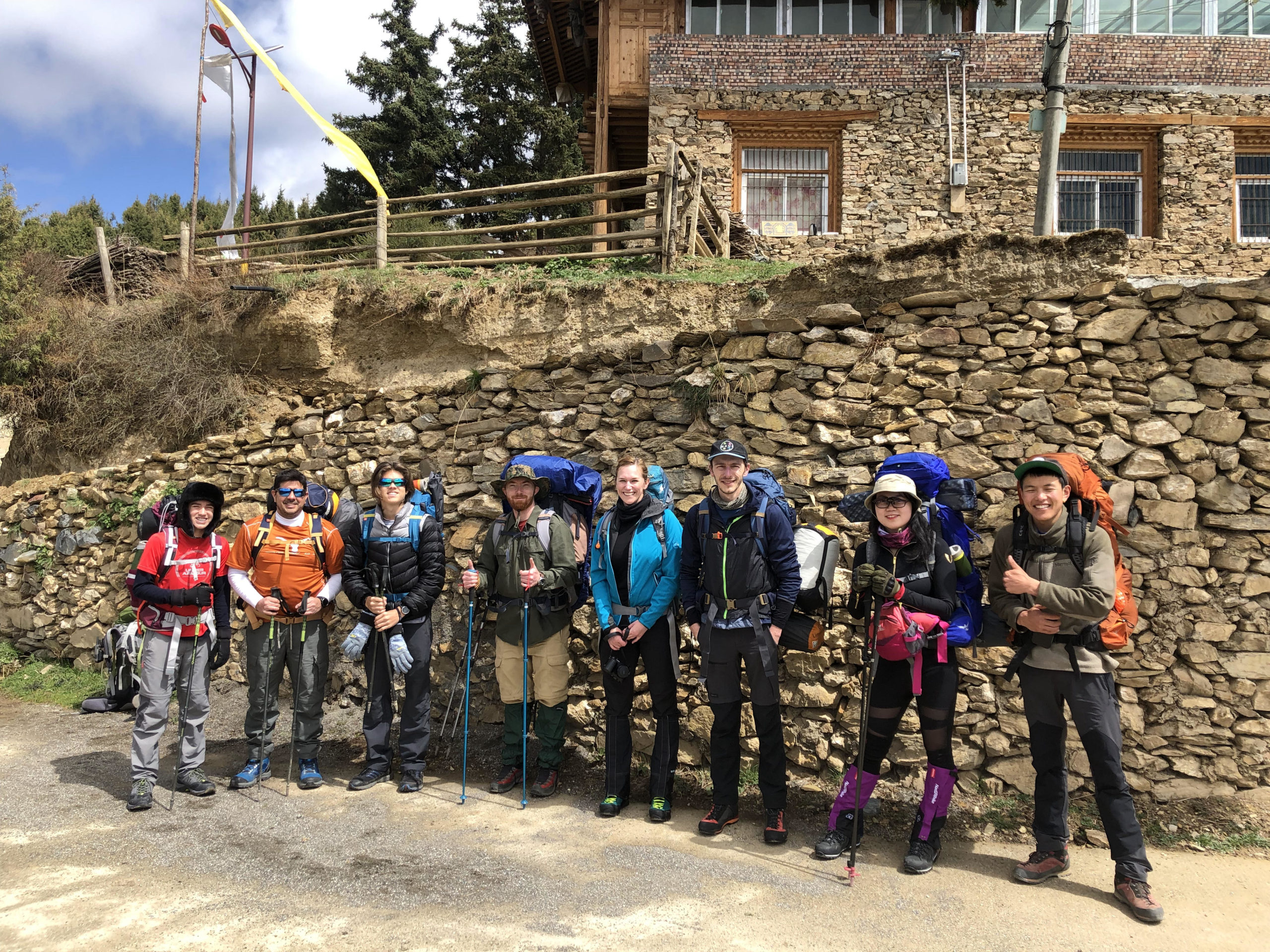 Group hike up Zhaga